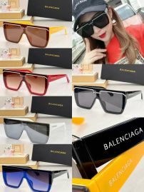 Picture of Balenciga Sunglasses _SKUfw53760362fw